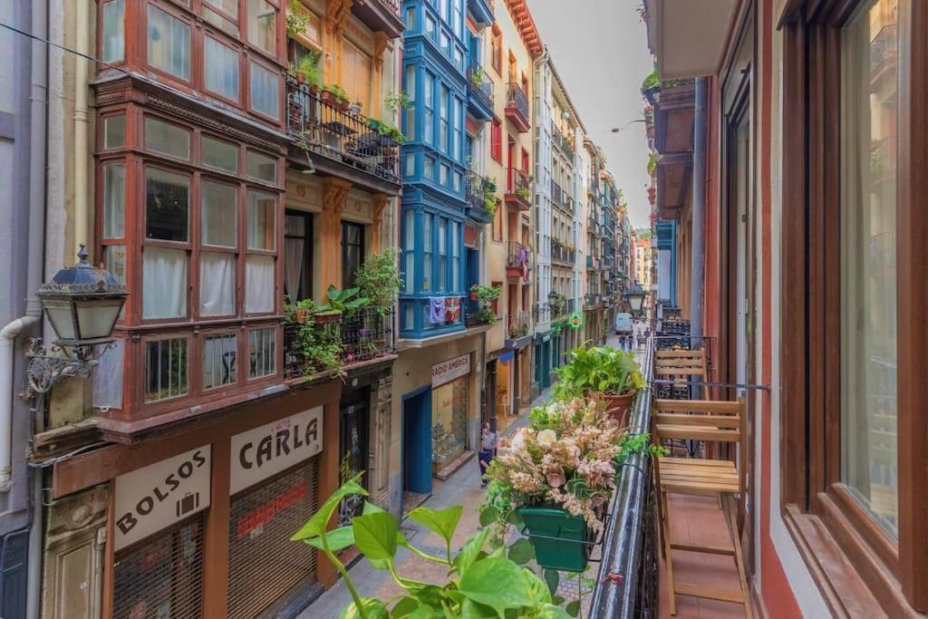 Apartamento Piso Diseno Deluxe Casco Viejo Entrada Autonoma Y Ascensor Bilbao Exterior foto